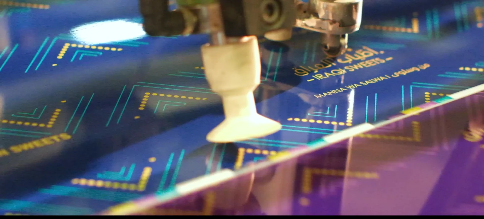 Offset-printed tinplate sheet on a Masaş production line